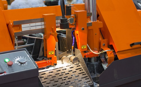 新津龙门带锯床具备哪些优点？